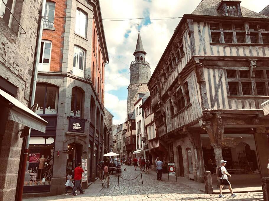Appartement, Confort, Parking, Terrasse Dinan Esterno foto