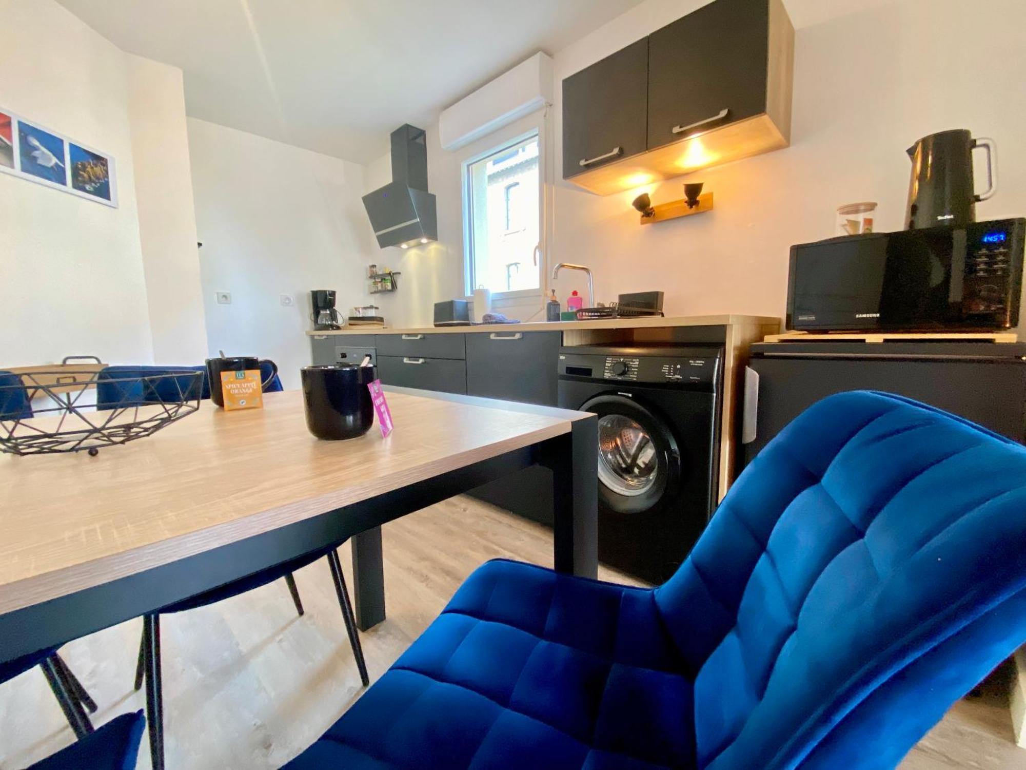 Appartement, Confort, Parking, Terrasse Dinan Esterno foto
