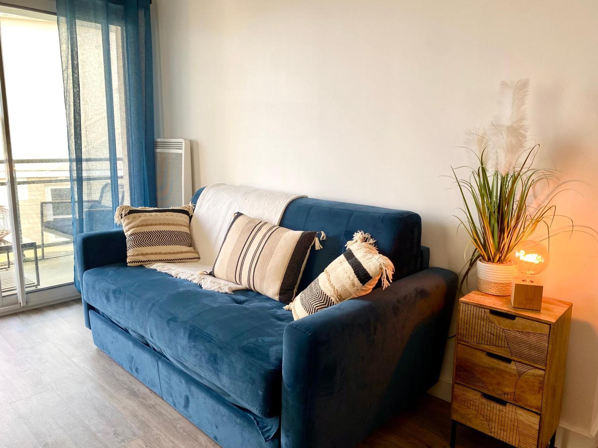 Appartement, Confort, Parking, Terrasse Dinan Esterno foto
